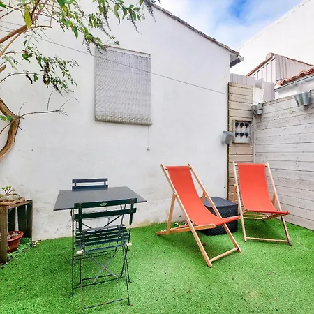 La Suite 24 - Studio Avec Terrasse A 100M Du Port De Saint-Martin-De-Re Exterior photo